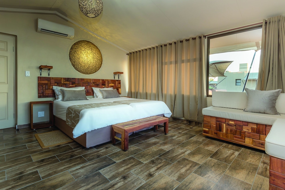 Sesriem Vacations - Sossusvlei Lodge - Property Image 9