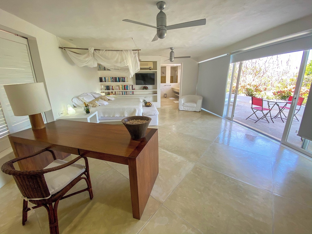 Villa  Deluxe Los Cocos - Property Image 25