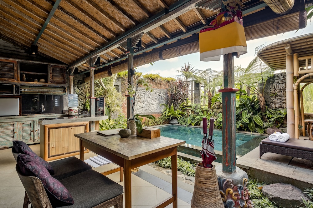 Roshan Ubud Villa view 5