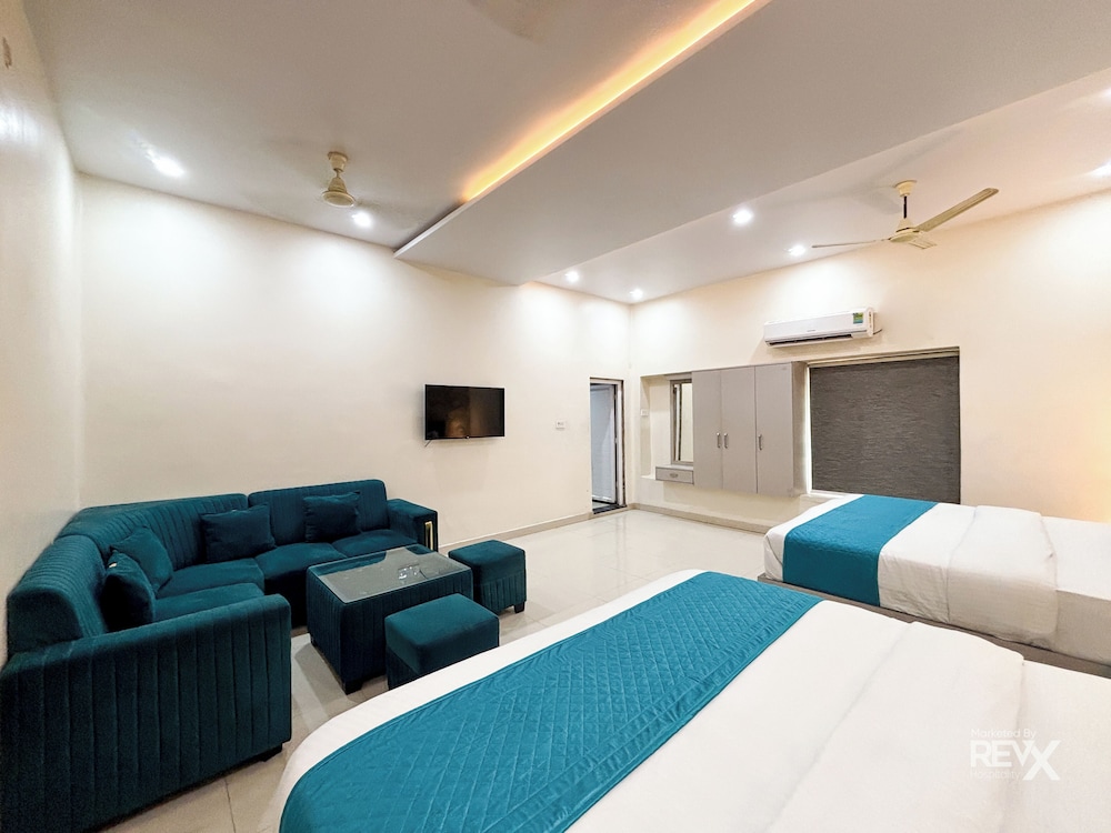 Hotel Diamond Palace