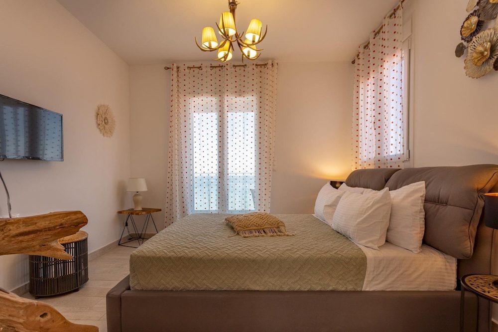 Thalassa Beachfront Villa With Private Pool
