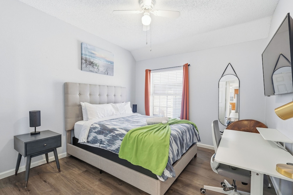 Bright & Cozy 4BR Home