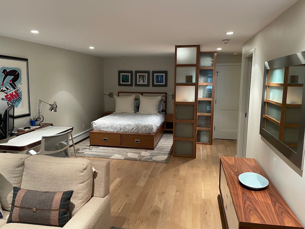 Aspen Snowmass Alps Apartments