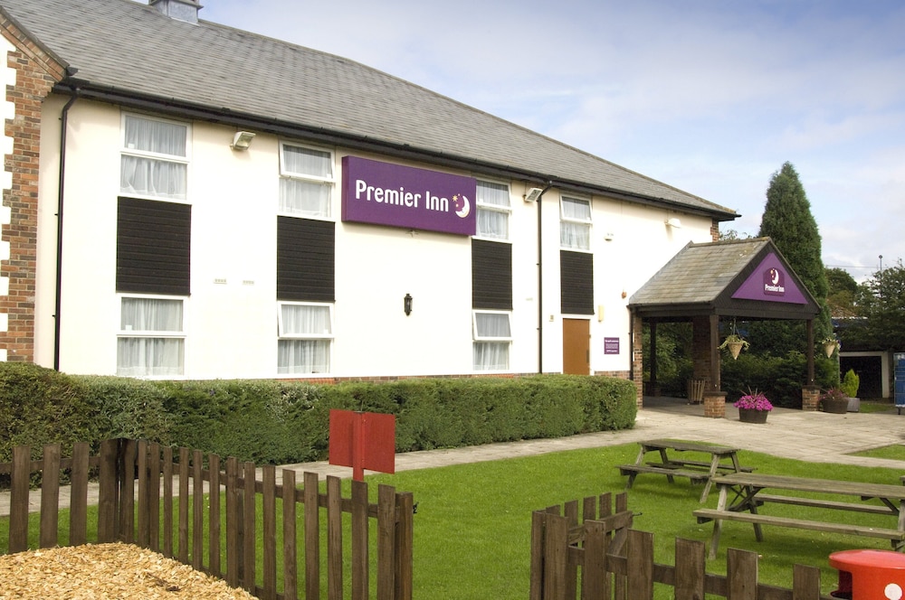 Premier Inn Newcastle Airport - South — photo 5