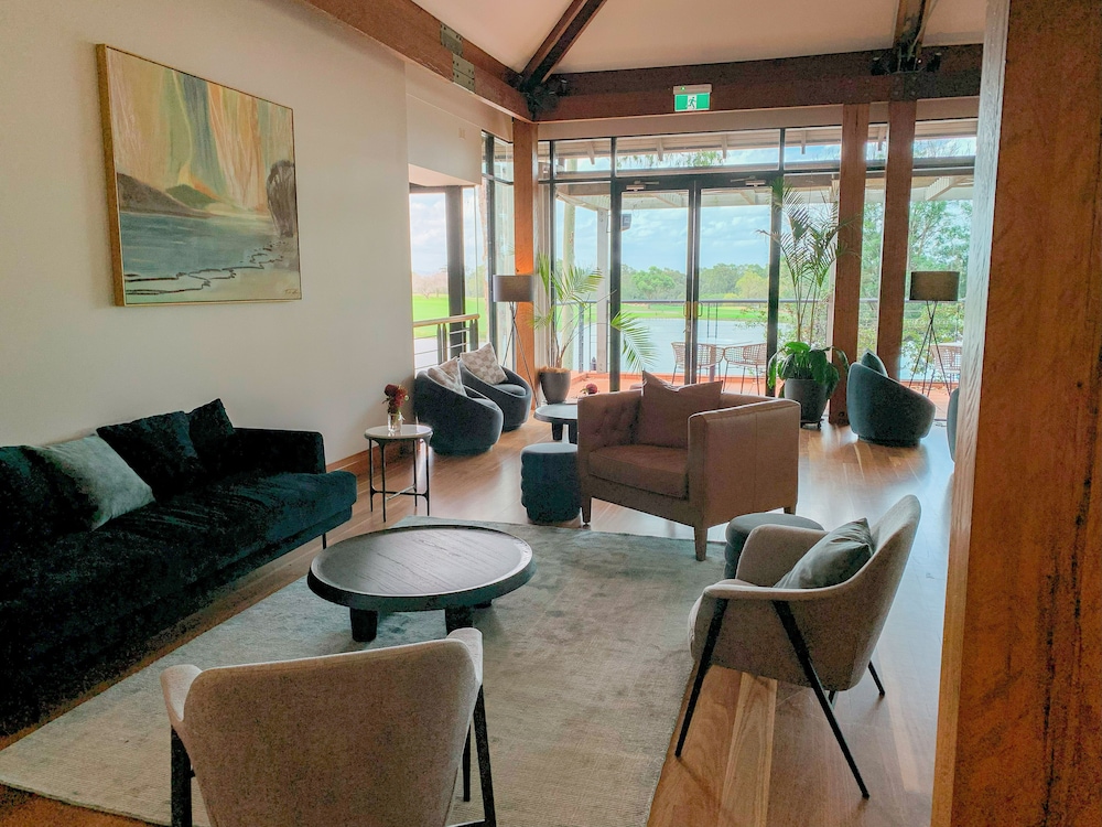 CYPRESS LAKES HUNTER VALLEY