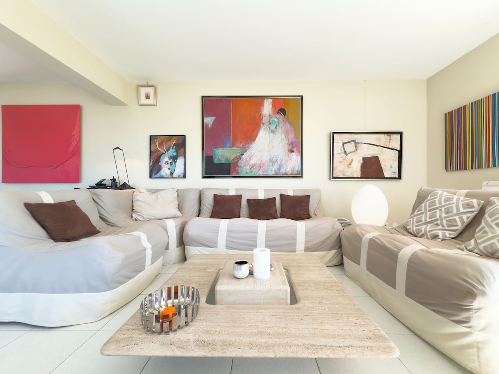 L Artiste in Cannes With 3 Bedrooms and 3 Bathrooms