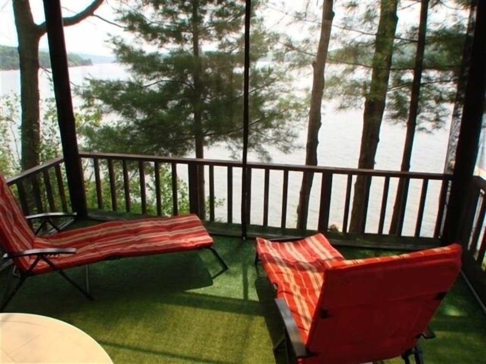 282 Papineau Lake 3 Bedroom Cottage