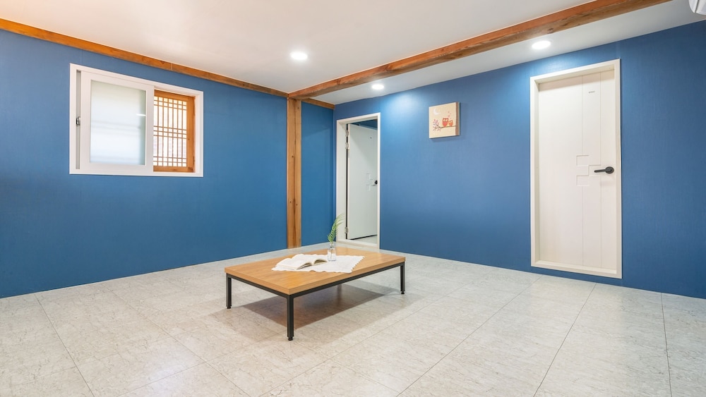 Gyeongju Aratteul Hanok Pet Pension