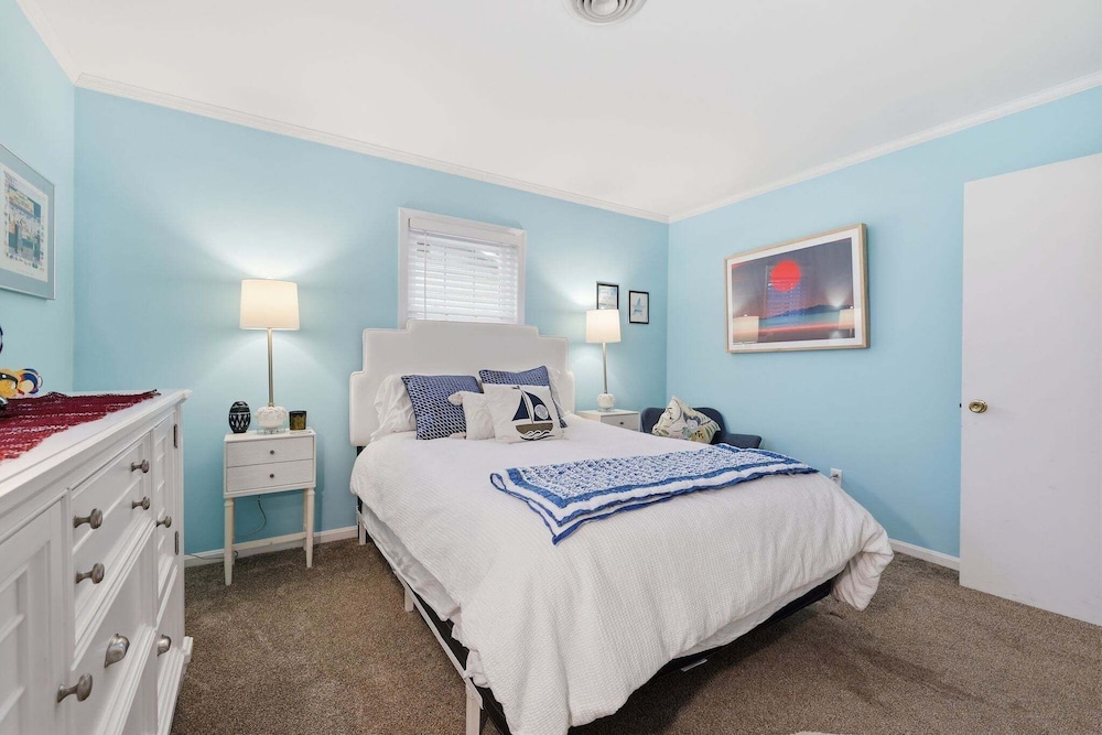 Minutes To Rehoboth Beach And Lewes Beach 3br Home 3 Bedroom Home