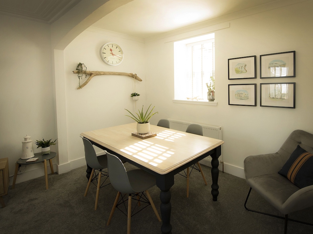 Sandpiper Cottage