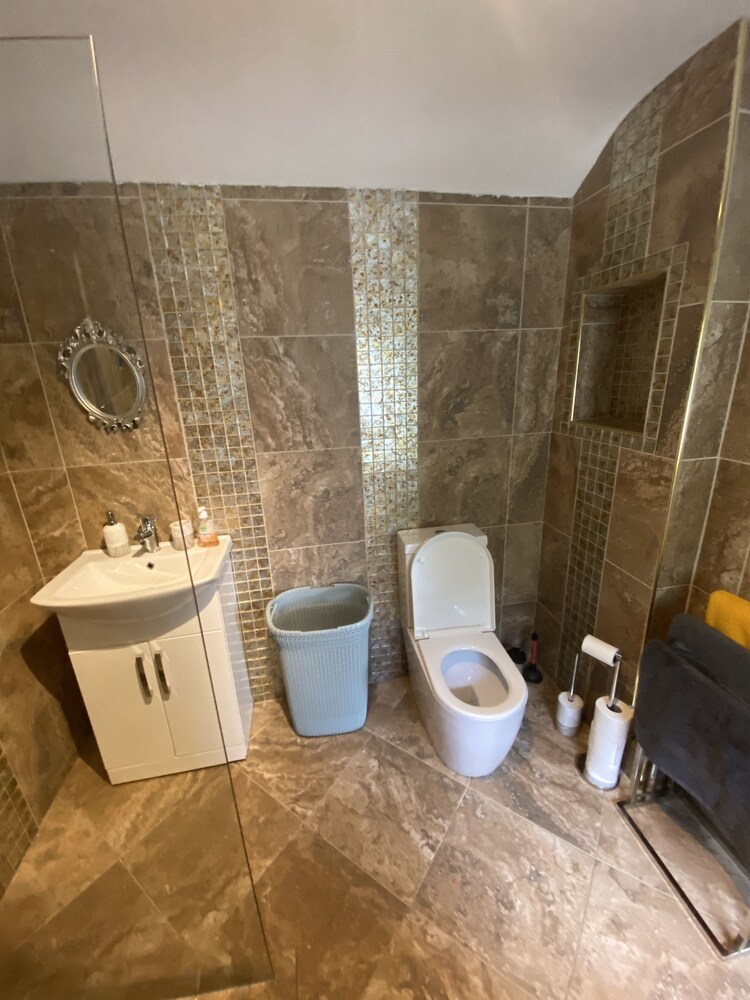 Photo 28