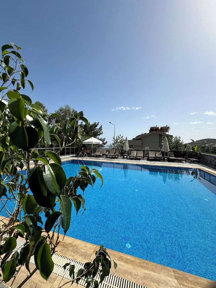 Mogons Exclusive Hotel - Image 115