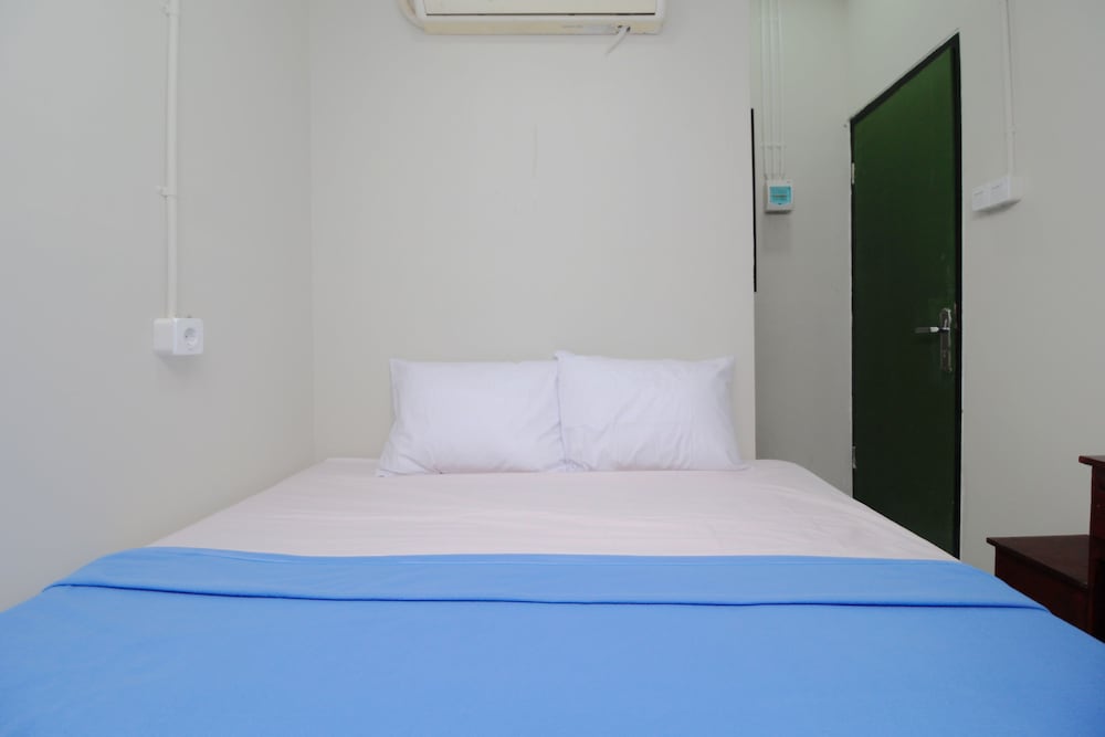 Kamar Keluarga Bandara IV Syariah