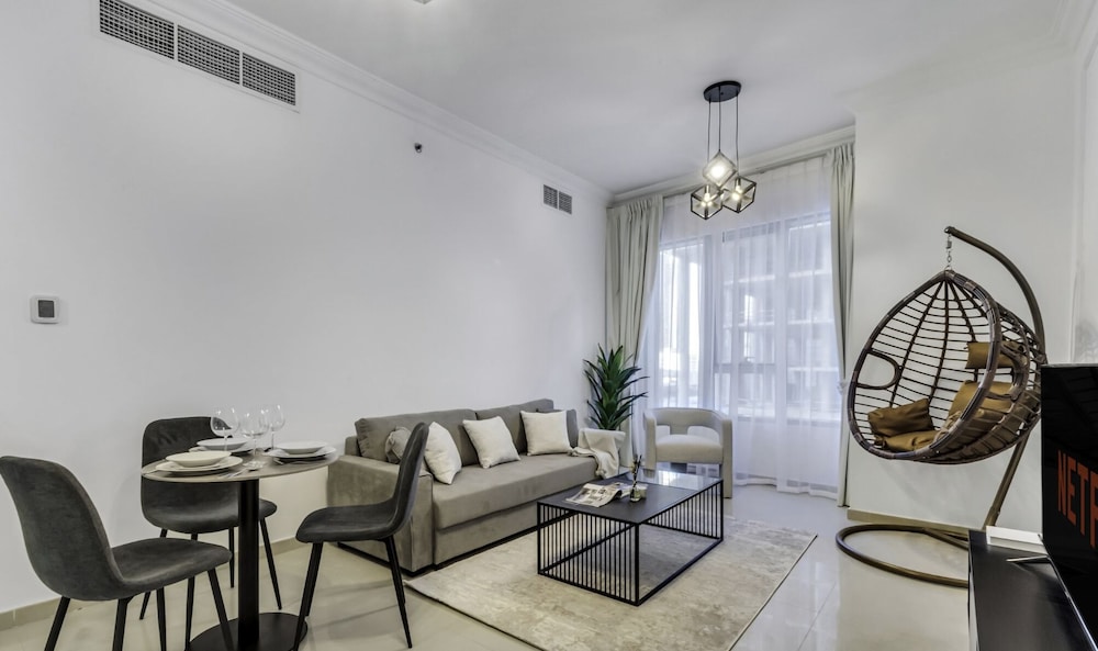 1BR near Burj Khalifa & Dubai Mall