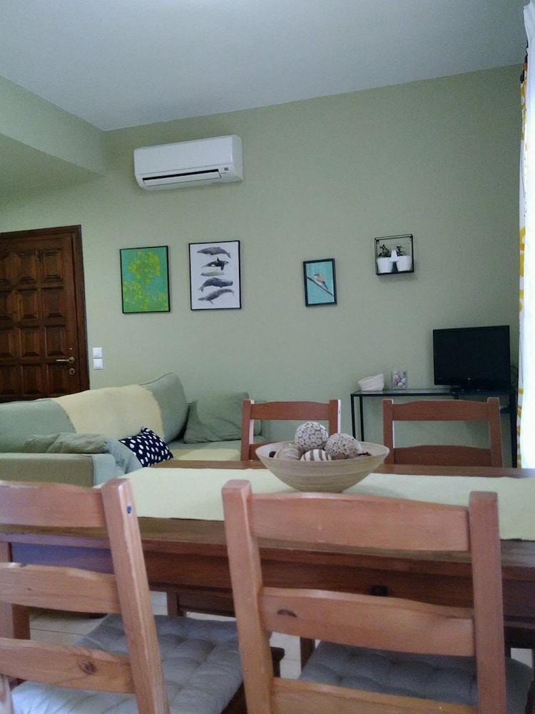 Orsiida Seaside Cottage K Gatzea