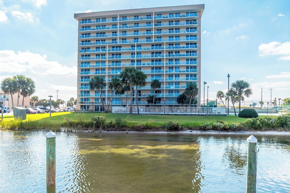 Sabine Yacht & Racquet #8D by Southern Vacation Rentals