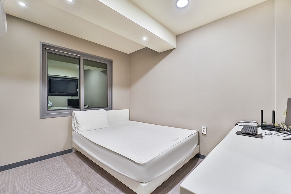 Top Motel