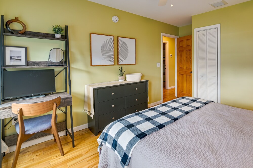 Saratoga Springs Vacation Rental w/ Lake Views!