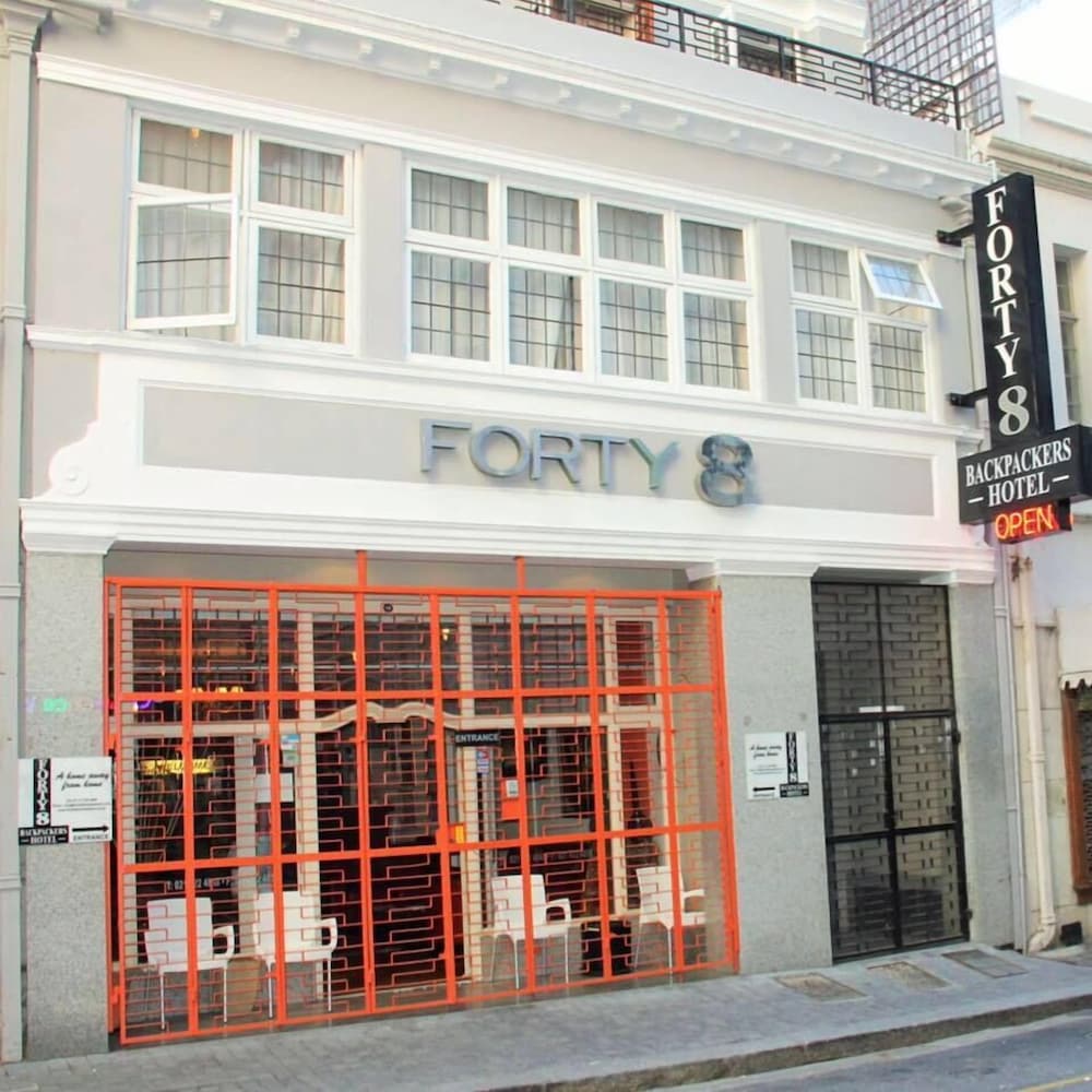 Forty8 Backpackers - Hostel
