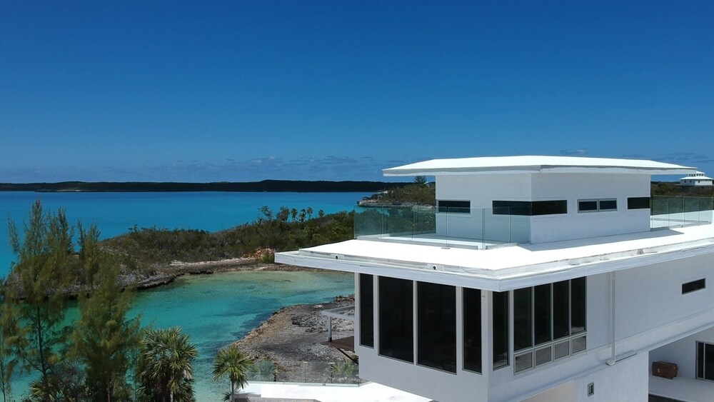 Sky Cove 6 Bedroom Home - Property Image 2