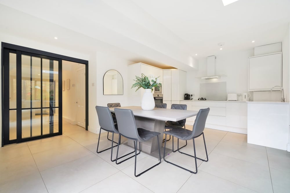 The Wimbledon Hideaway - Glamorous 3bdr House With Garden