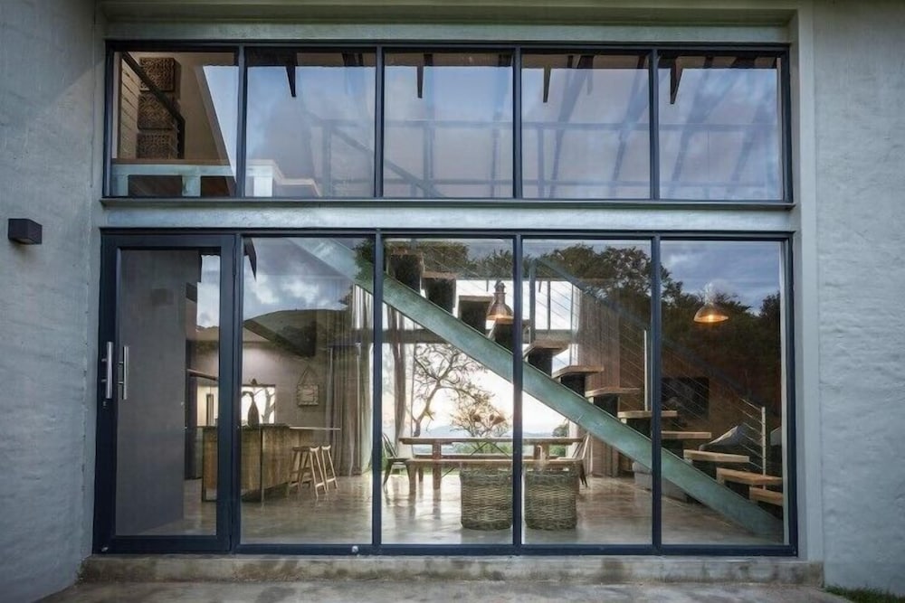 Mount High Luxury Country Lodge