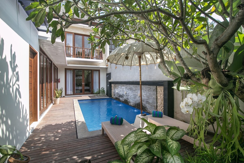 Marijo Villa 2BR Private Pool Mins to Central Ubud