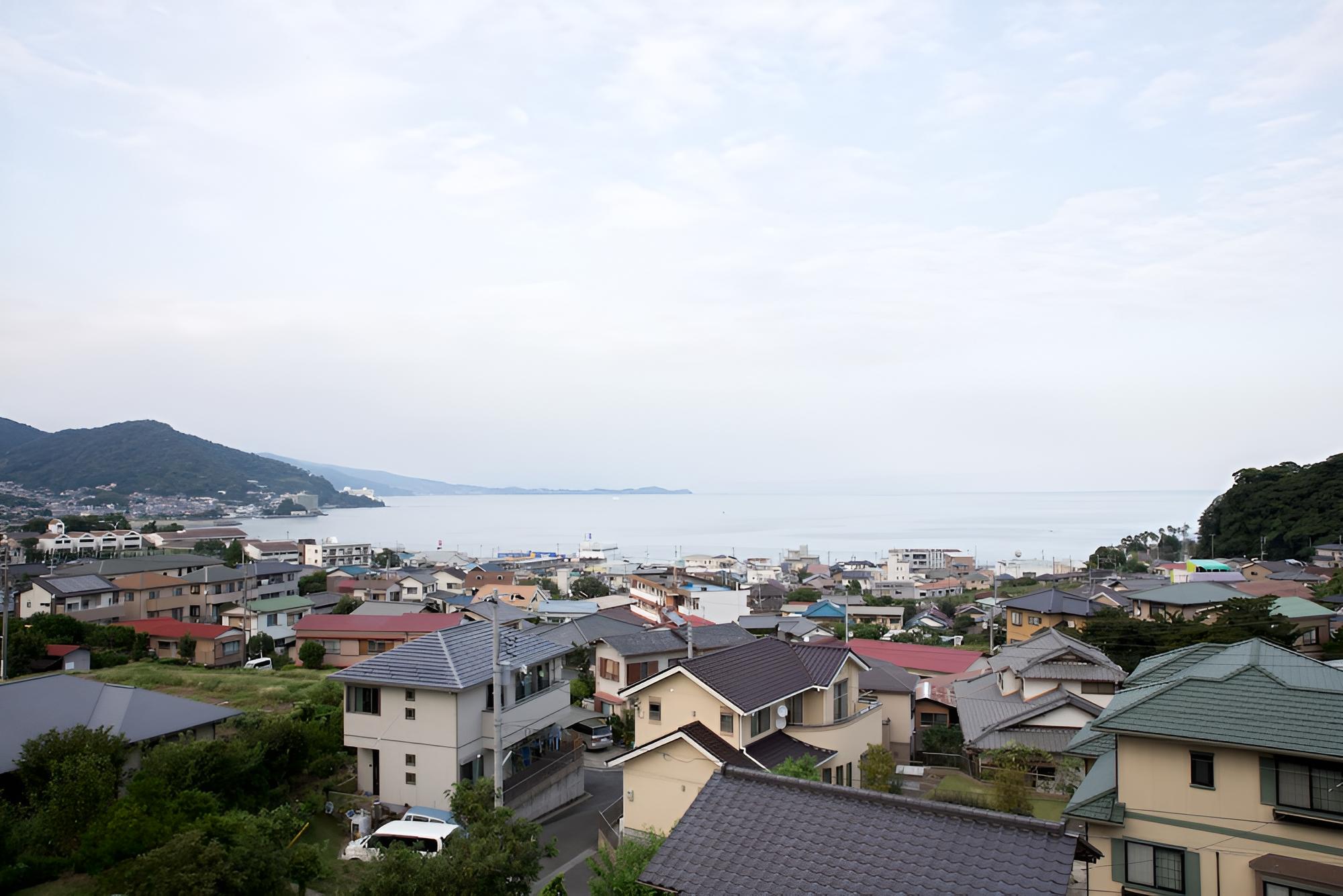 Atami Red House