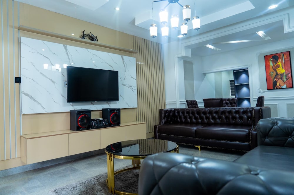 BT Luxury Apartments