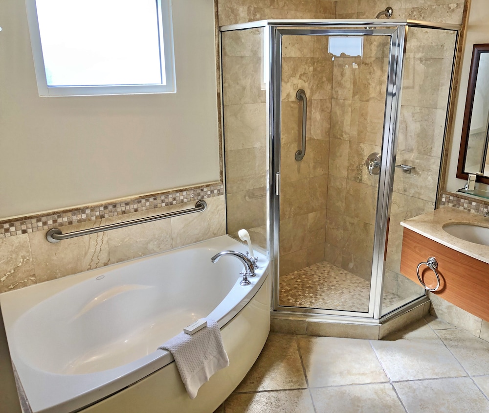Costa Bahia Hotel Paseo Caribe - Property Image 22