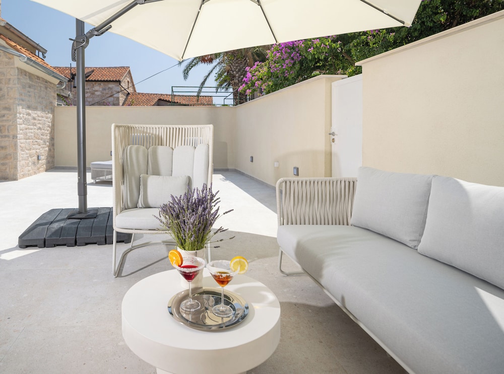 Villa Maja Aurelia in the Centre- Romantic studio apartment