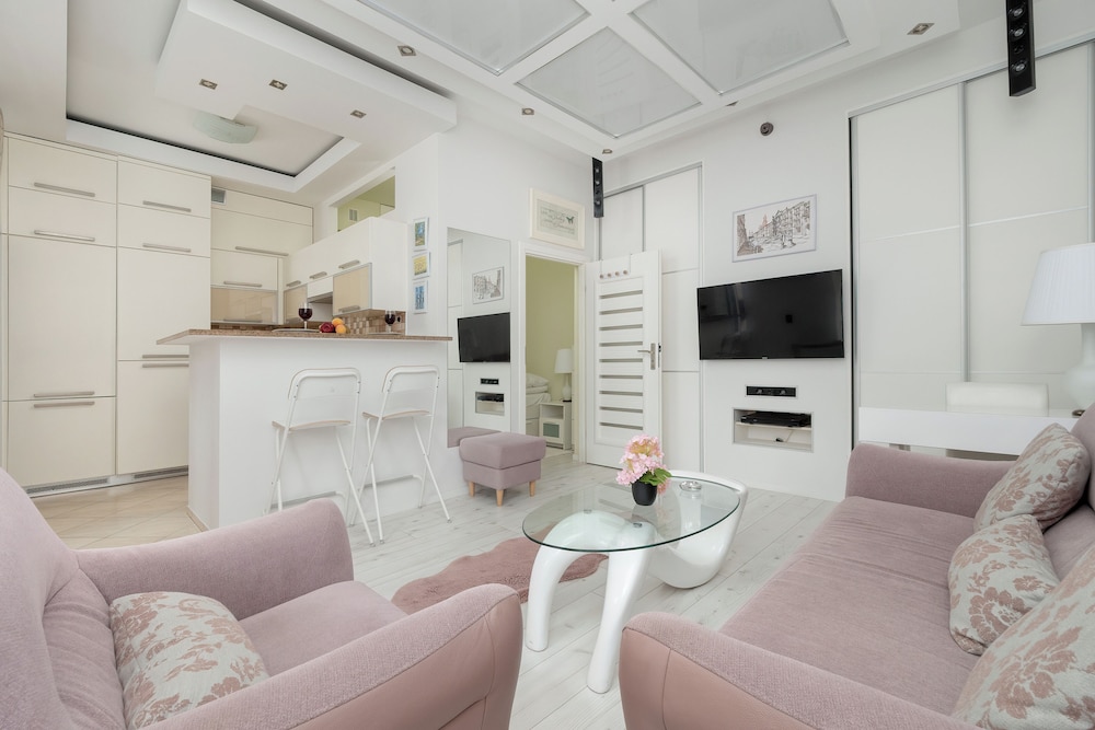 Apartment Łódź With Parking by Renters