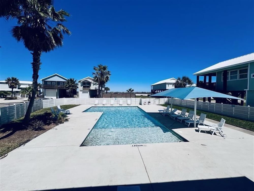 La Sirena by Silver Sands Vacation Rentals