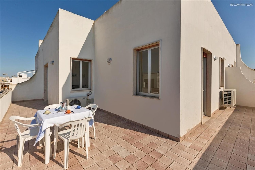 1441 Residence Kalura - Bilo 1