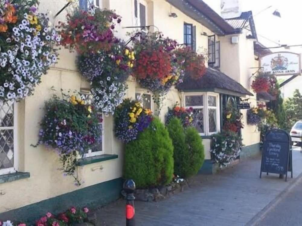 Kings Arms Inn