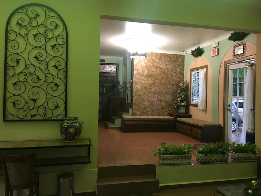 Hotel Iberia - Property Image 12