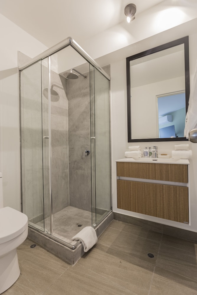 Photo 102