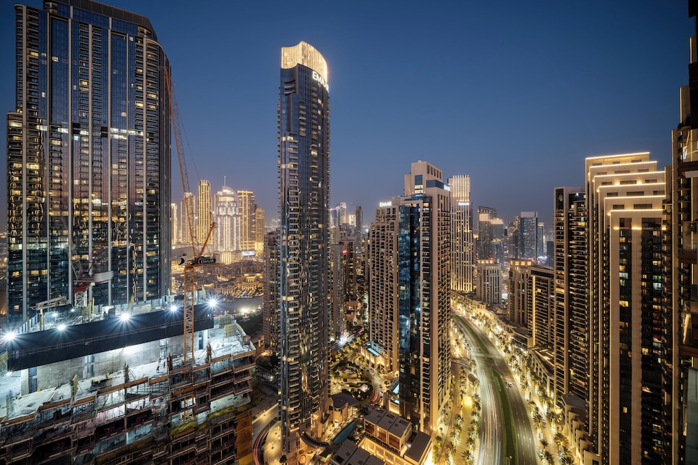 Delujo Stays – Burj Crown Collection