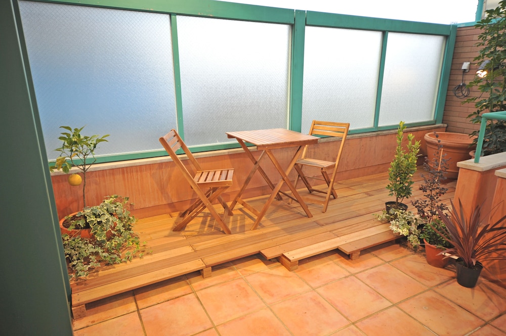Photo 12