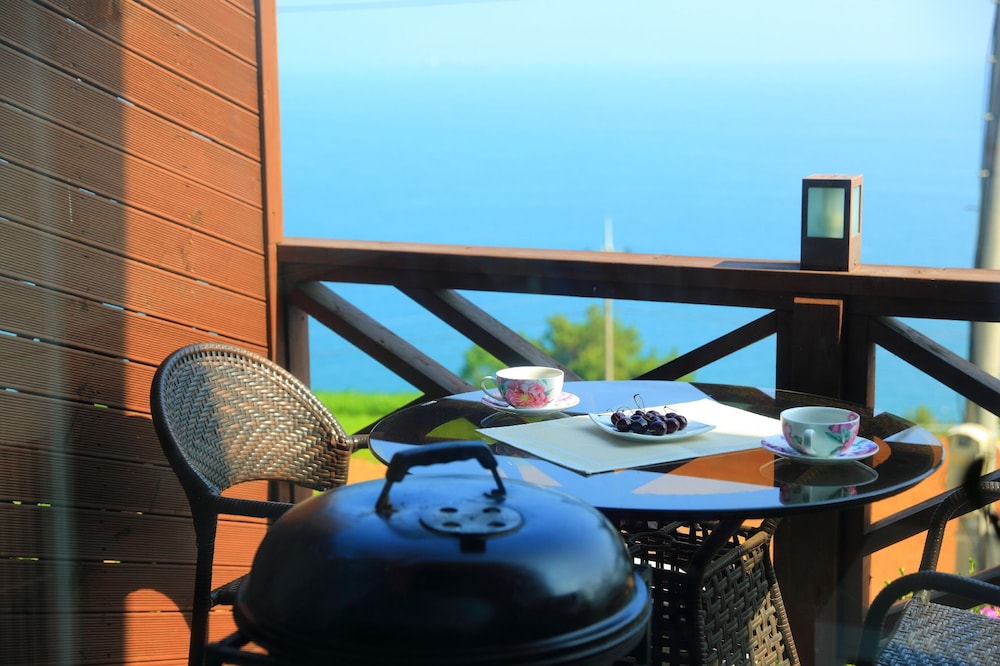 Healing View Pension