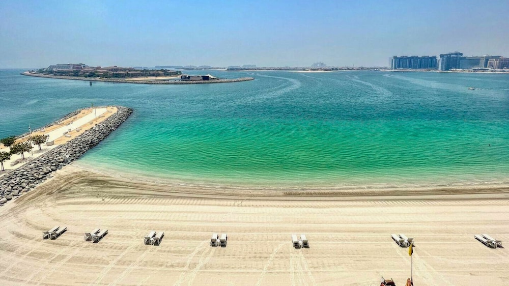 Beach Isle Residences- Emaar Beachfront