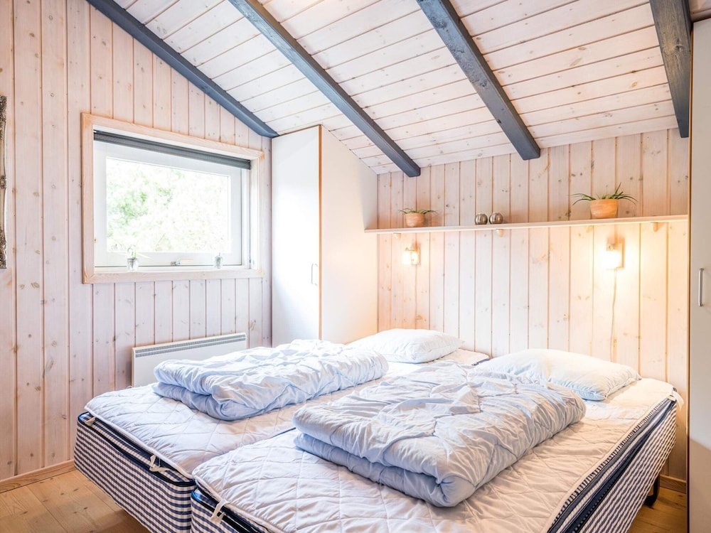 8 Person Holiday Home in Blavand view 3