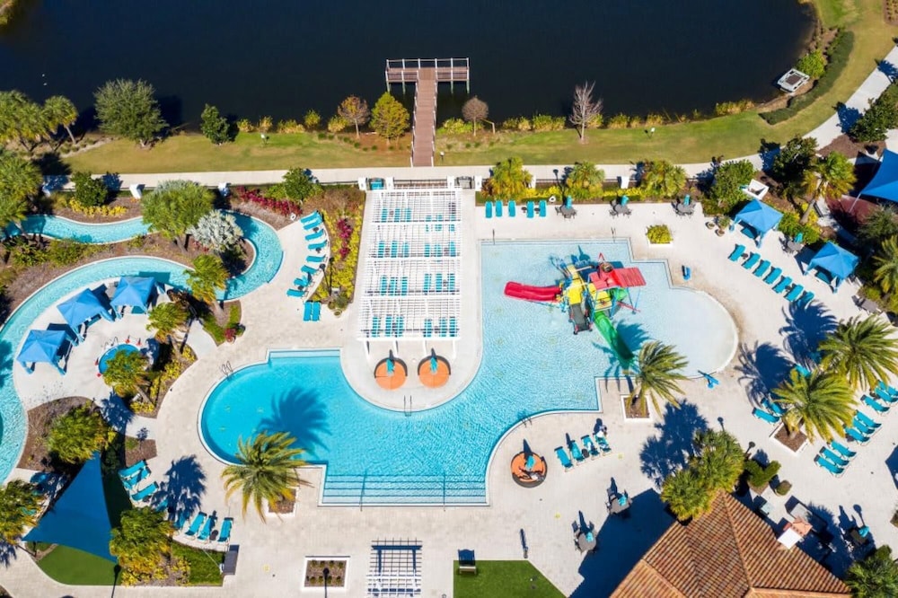Amazing 5BR Private Pool Lakeview Near Disney