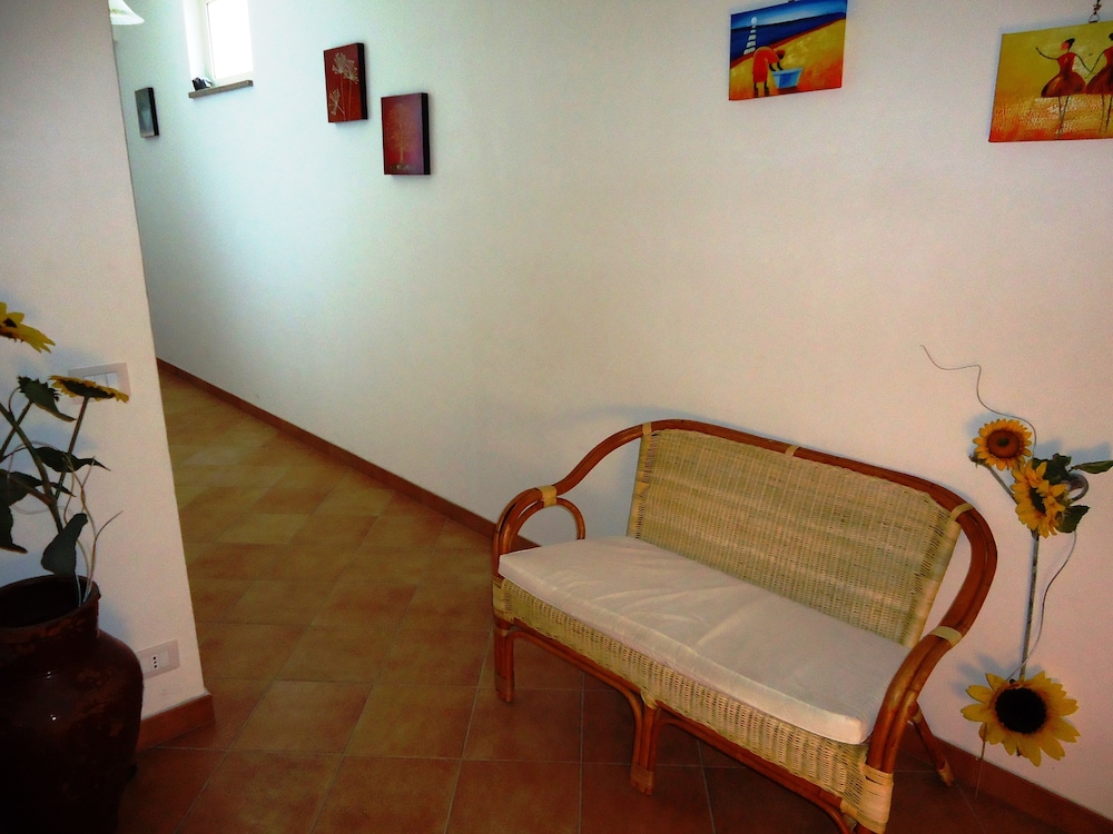 Photo 34