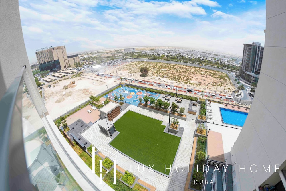 LUX The Dubai Hills Executive Suite