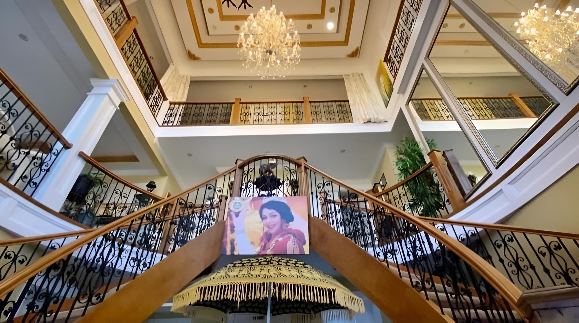 Surrey Vacations - The Empress Palace - Property Image 5