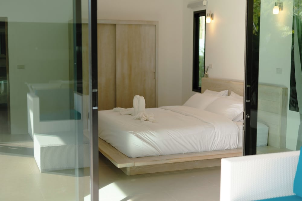 Samui Paradise Pool Villa by Sea N' Rent