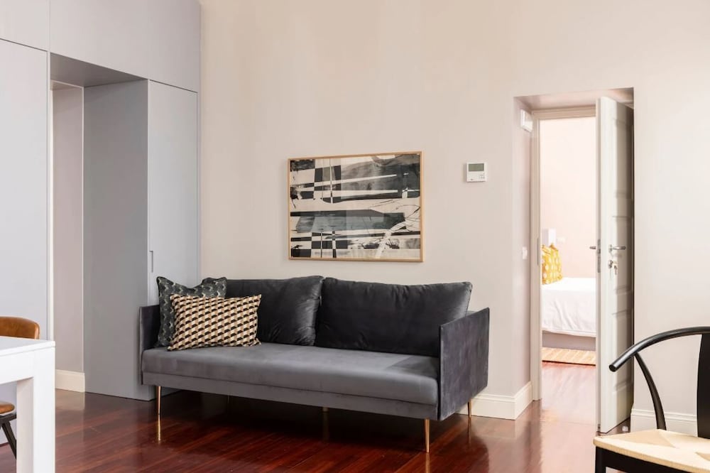 Croce Apartments