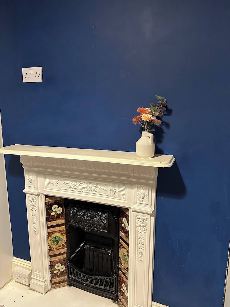 Bright Open-plan Apartment in Welling, South East London