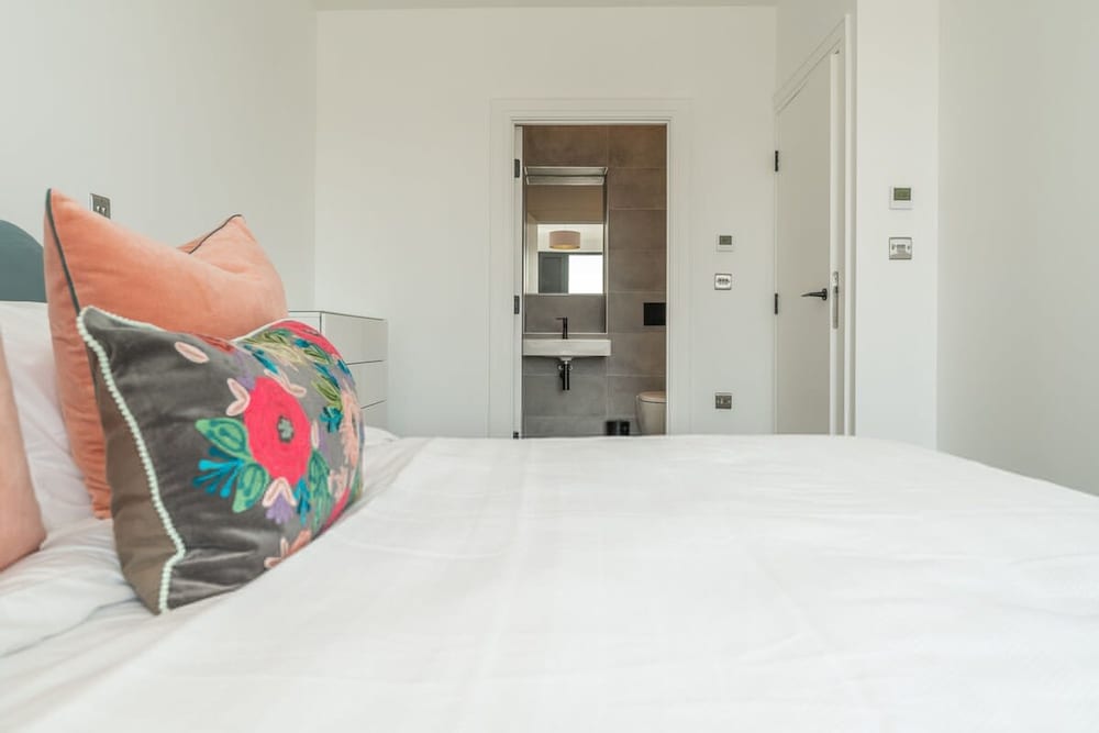 Host Stay Valley Gardens Apartment view 5